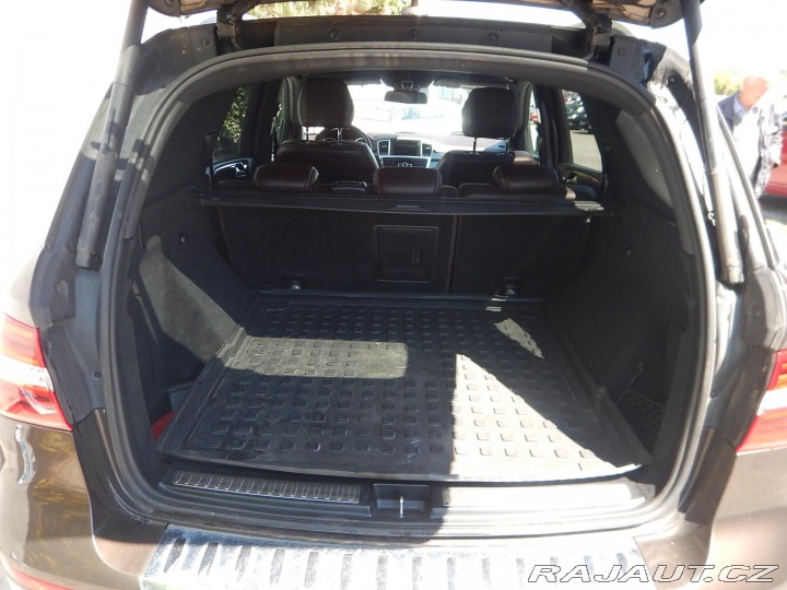 Mercedes-Benz M ML 350 BLUETEC 4MATIC 2012