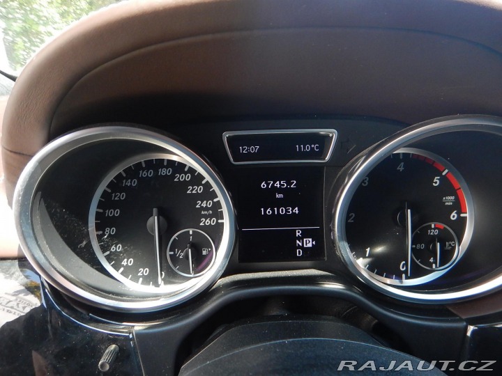 Mercedes-Benz M ML 350 BLUETEC 4MATIC 2012
