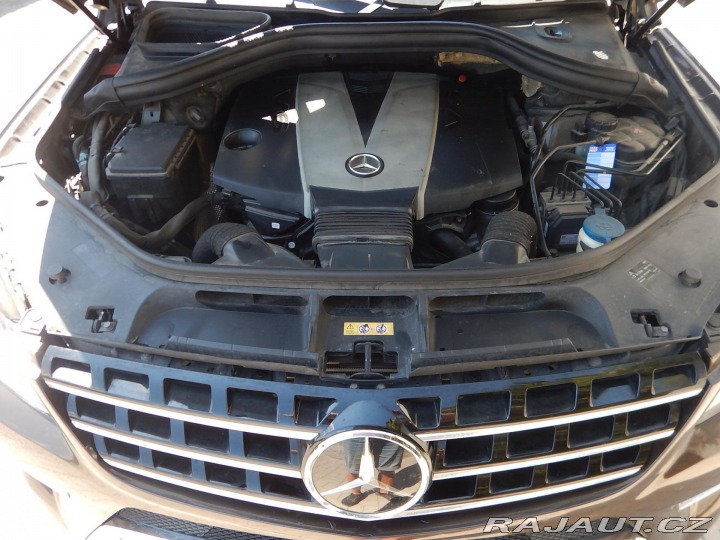 Mercedes-Benz M ML 350 BLUETEC 4MATIC 2012
