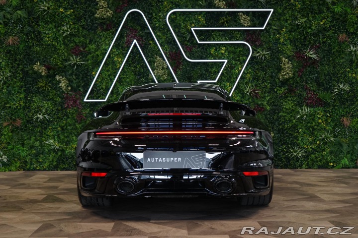 Porsche 911 992 Turbo S Carbon Záruka 2020
