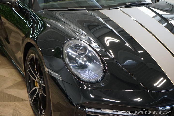 Porsche 911 992 Turbo S Carbon Záruka 2020