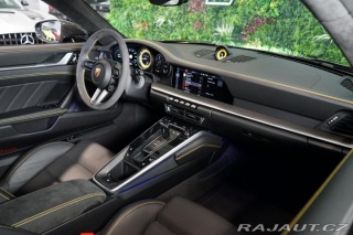 Porsche 911 992 Turbo S Carbon Záruka 2020