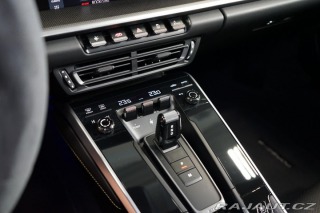 Porsche 911 992 Turbo S Carbon Záruka 2020