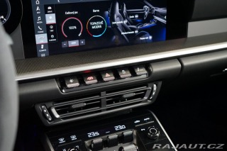 Porsche 911 992 Turbo S Carbon Záruka 2020
