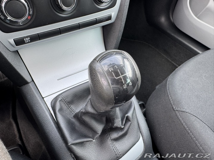 Škoda Octavia 1,6 MPI 75 KW 1.MAJITEL 2009