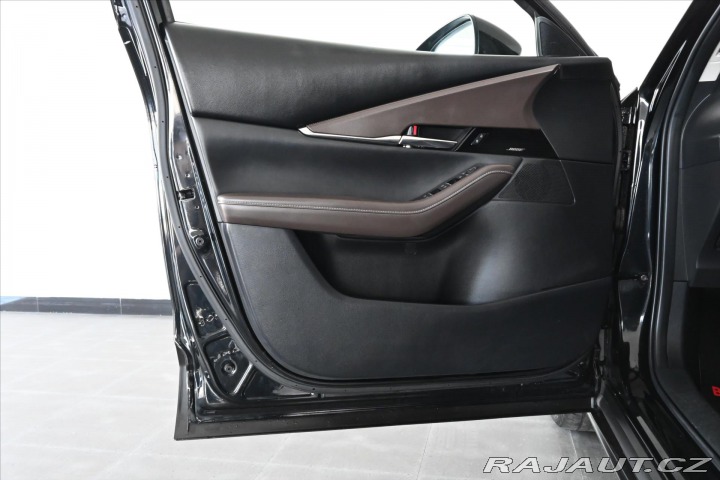 Mazda CX-30 2,0 Skyactiv-X 132 kW Lux 2020