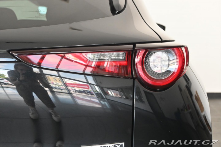 Mazda CX-30 2,0 Skyactiv-X 132kW *Lux 2020