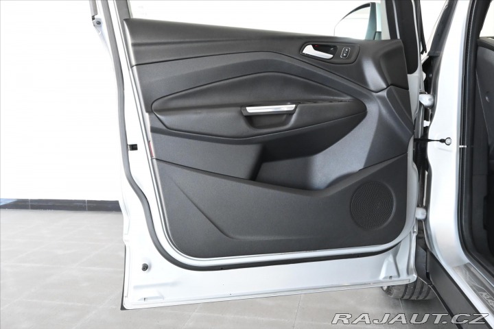 Ford Kuga 2,0 TDCi 132kW AWD *Titan 2019