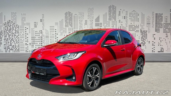 Toyota Yaris 1,5 Hybrid e-CVT 116k Sty 2024
