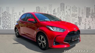 Toyota Yaris 1,5 Hybrid e-CVT 116k Sty 2024