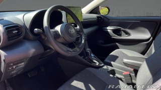 Toyota Yaris 1,5 Hybrid e-CVT 116k Sty 2024