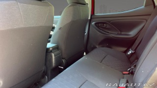 Toyota Yaris 1,5 Hybrid e-CVT 116k Sty 2024