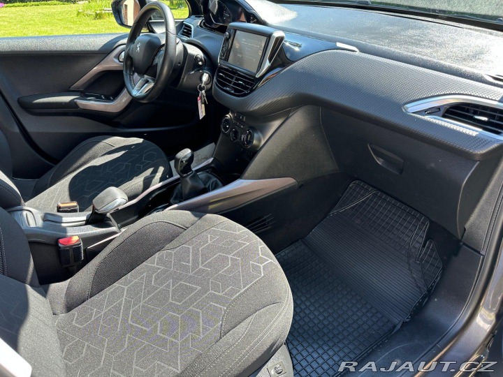 Peugeot 2008 1.6Hdi 73kw 2015