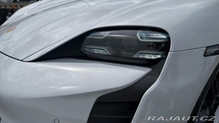 Porsche Taycan Turbo 2021