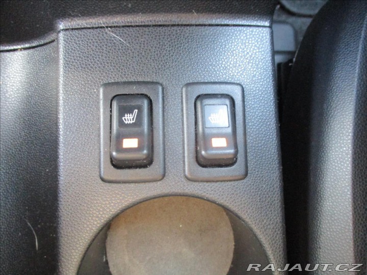 Mazda 5 1,8 85kw 7míst Klima Temp 2013