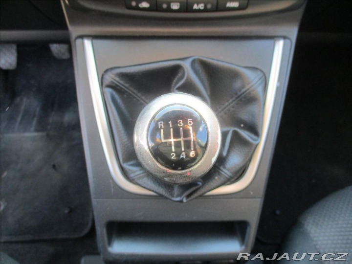 Mazda 5 1,8 85kw 7míst Klima Temp 2013