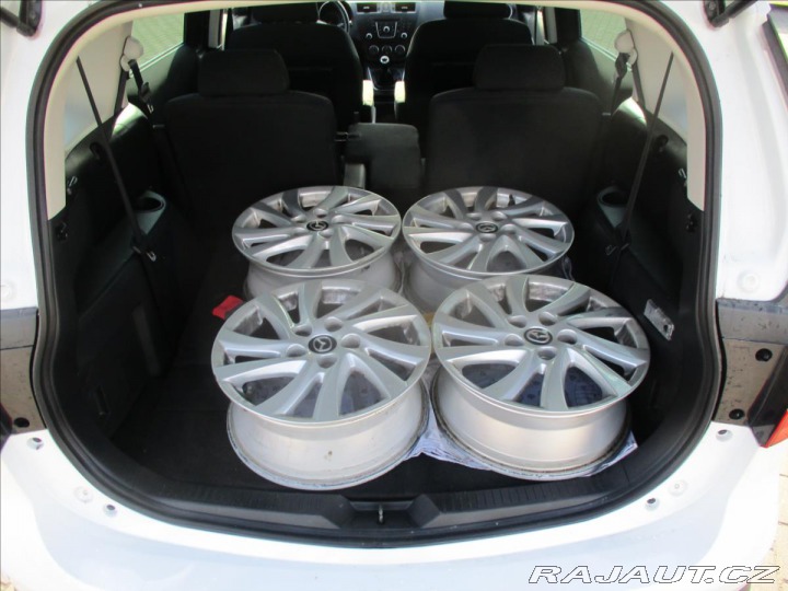Mazda 5 1,8 85kw 7míst Klima Temp 2013