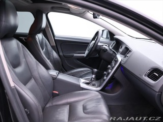 Volvo V60 2,0 D4 120KW R-Design Xen 2012