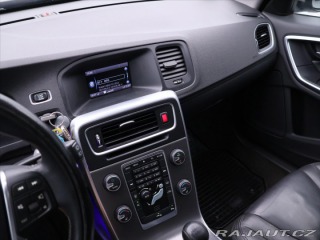 Volvo V60 2,0 D4 120KW R-Design Xen 2012