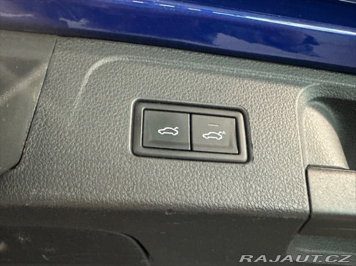 Volkswagen Passat 2,0 R-LINE,NezTop,akust.o 2021