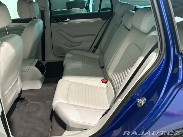 Volkswagen Passat 2,0 R-LINE NEZÁVISLÉ TOPE 2021