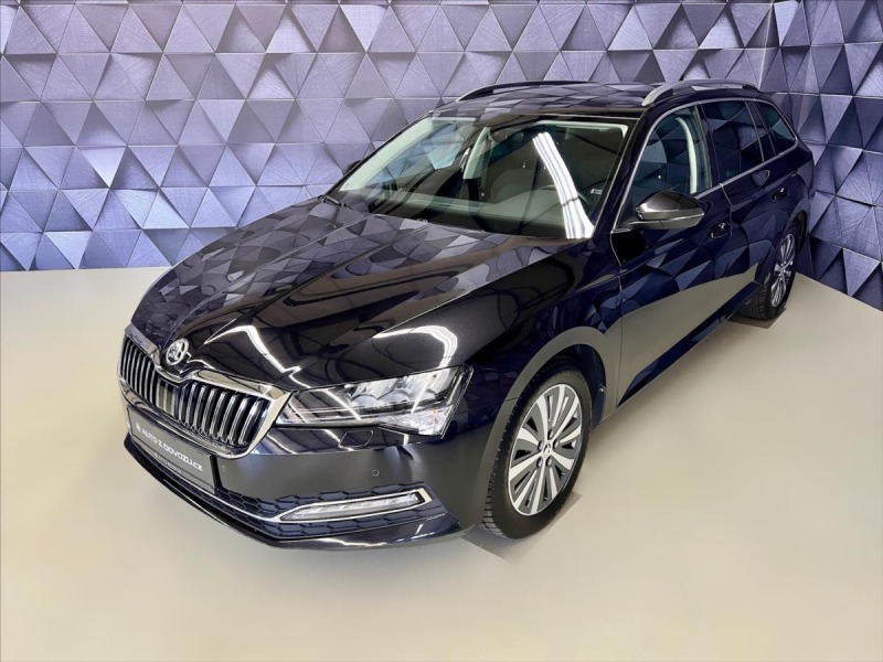 Škoda Superb 2,0 TDI 110kW DSG STYLE,