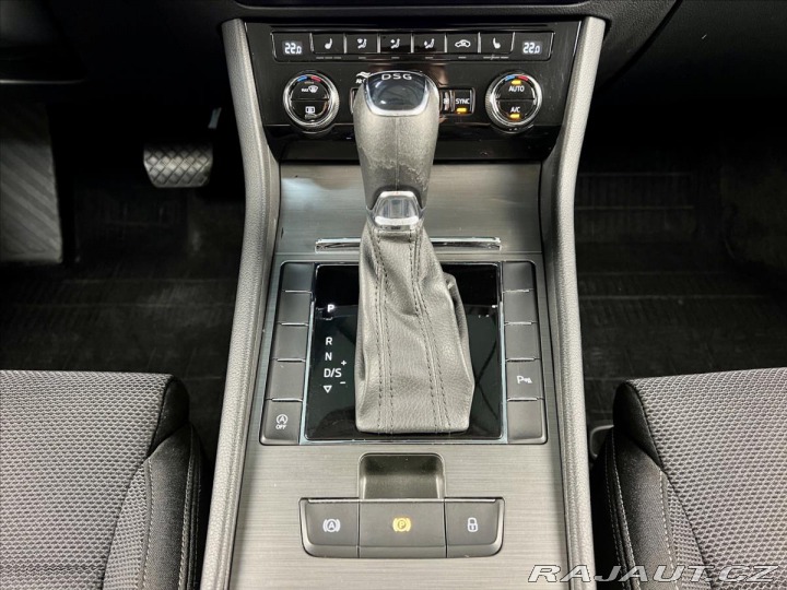 Škoda Superb 2,0 TDI 110kW DSG STYLE, 2021