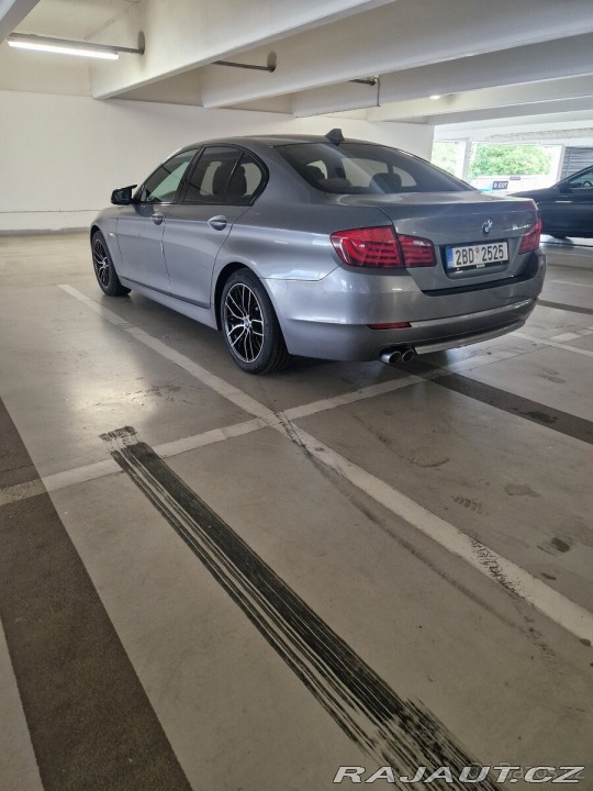 BMW 5 2,0 520D 2010