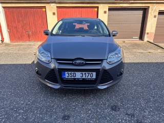 Ford Focus 1,6   16V 77 kw - benzín