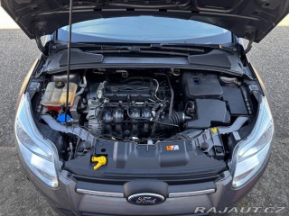 Ford Focus 1,6   16V 77 kw - benzín 2011