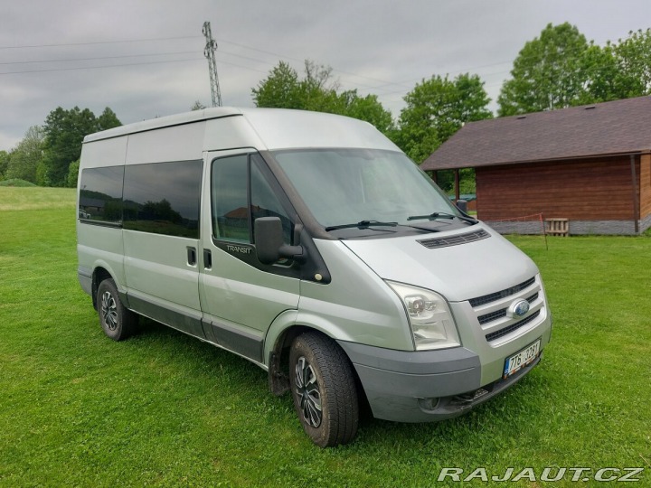 Ford Transit 2,4 4x4, 9 osob 2011