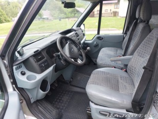 Ford Transit 2,4 4x4, 9 osob 2011