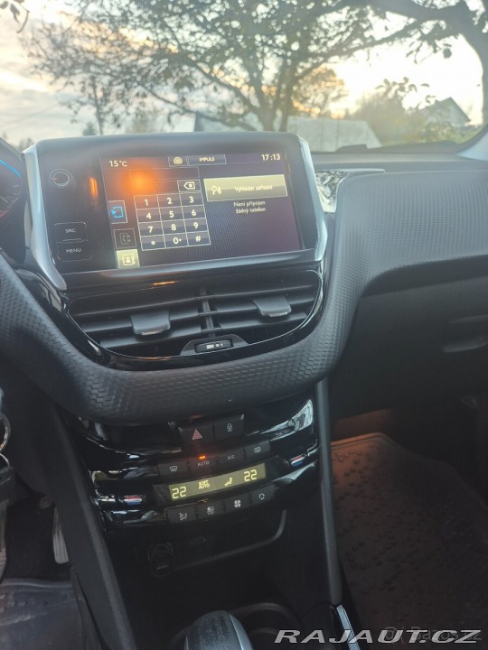Peugeot 2008 1,6 2017