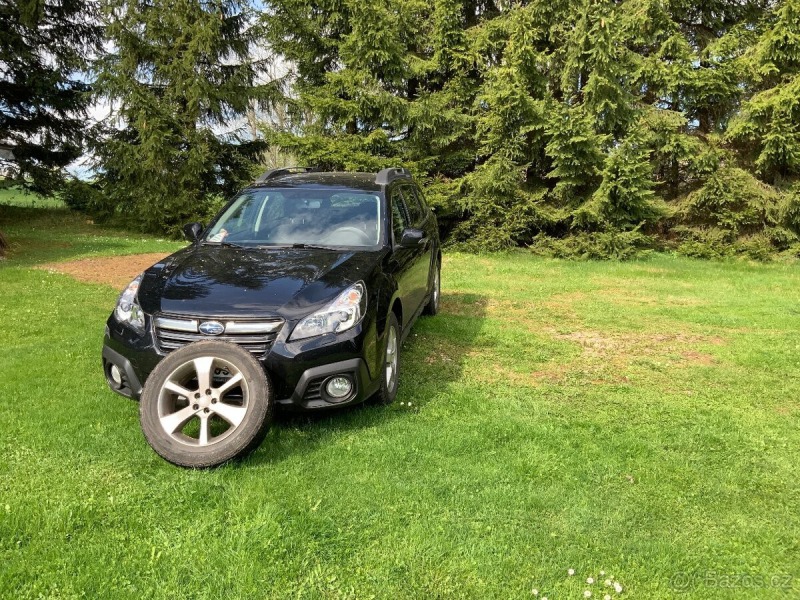 Subaru Outback 2,5   I