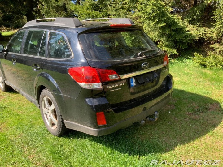 Subaru Outback 2,5 I 2015