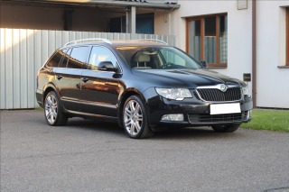Škoda Superb 1,8 TSi DSG Pravidelný se