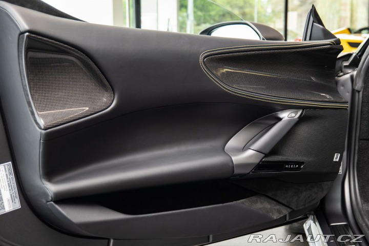 Ferrari SF90 Spider 1800