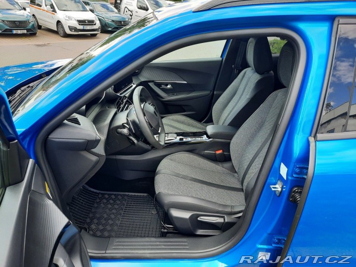 Peugeot 2008 ALLURE 1,2 PT 130k EAT8 2024