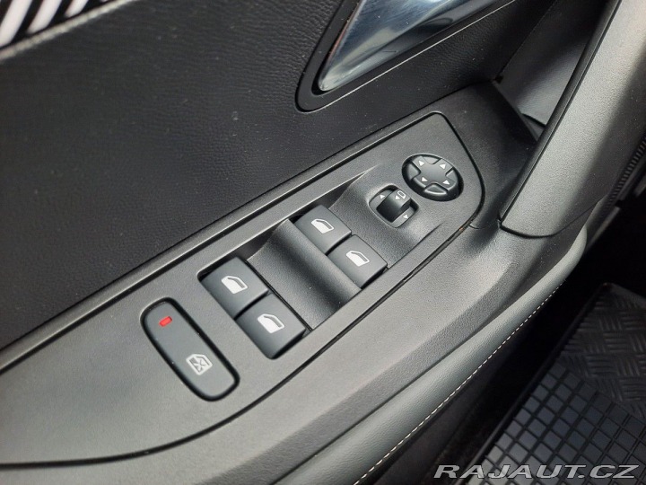 Peugeot 2008 ALLURE 1,2 PT 130k EAT8 2024