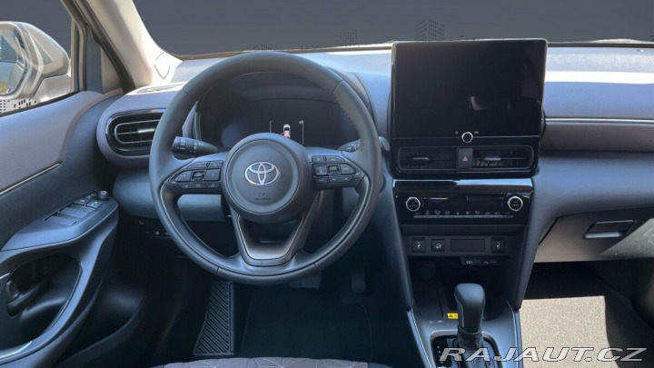Toyota Yaris Cross 1,5 Hybrid e-CVT 4x4 130k 2025