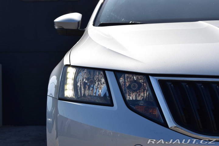 Škoda Octavia 1.6 TDI 85kW AMBITION*NAV 2020