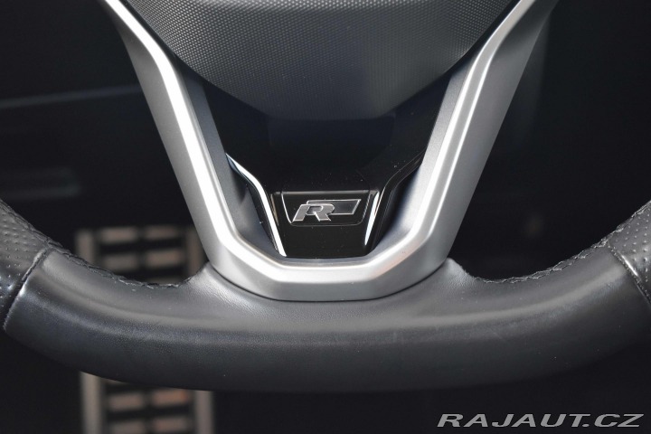 Volkswagen Passat TDi*R-LINE*4x4*FULL VÝBAV 2020