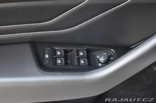 Volkswagen Passat TDi*R-LINE*4x4*FULL VÝBAV 2020