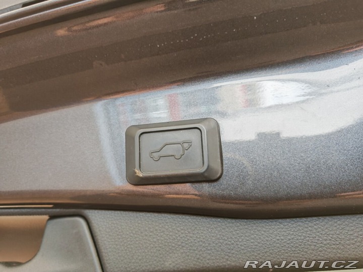 Toyota RAV4 2.5 TNGA HEV 2019