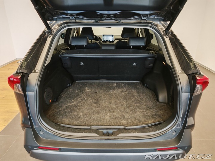 Toyota RAV4 2.5 TNGA HEV 2019