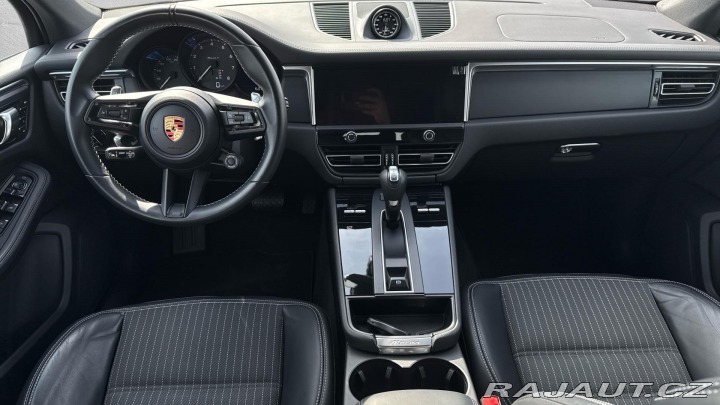 Porsche Macan T 2023