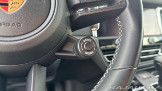 Porsche Macan T 2023