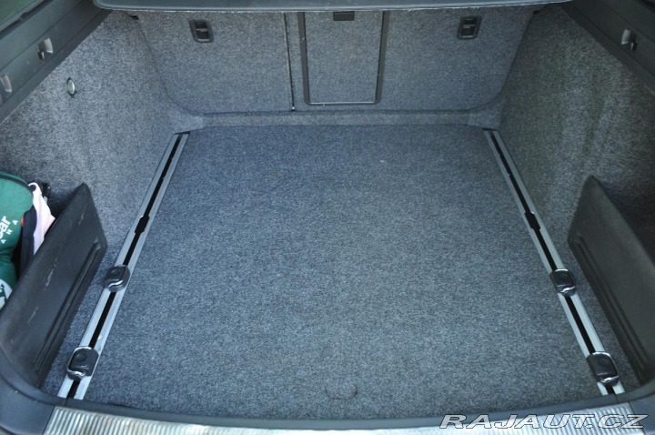 Škoda Superb 2,0TDI 4x4 ELEGANCE 2014