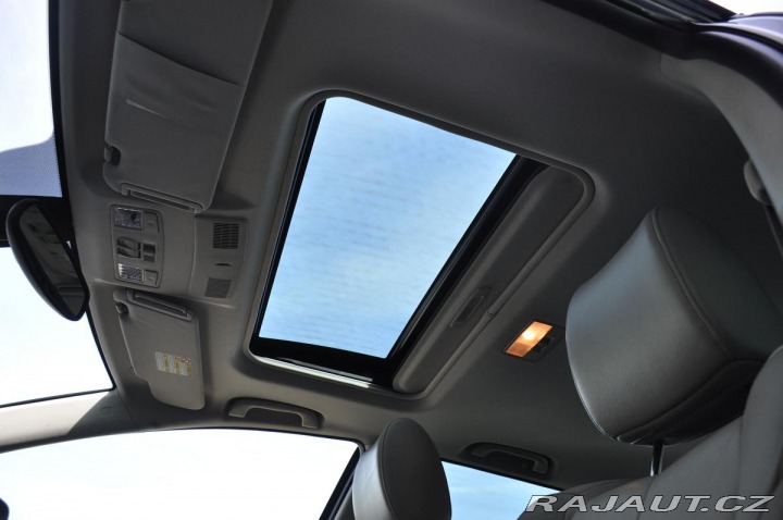 Mazda CX-7 2,2MZ-CD ŠÍBR NAVI KAMERA 2010