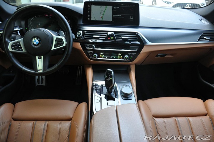 BMW 5 530xD M-SPORT LASER HUD 2 2023